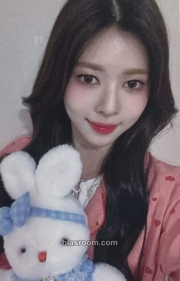 Dahyun Muhan Photocard - tripleS - tripleS K-pop photocard