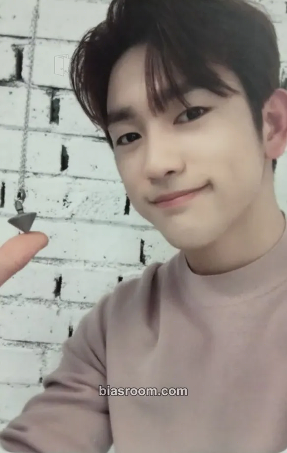 Jinyoung 2019 World Tour - Keep Spinning Photocard - GOT7 - GOT7 K-pop photocard