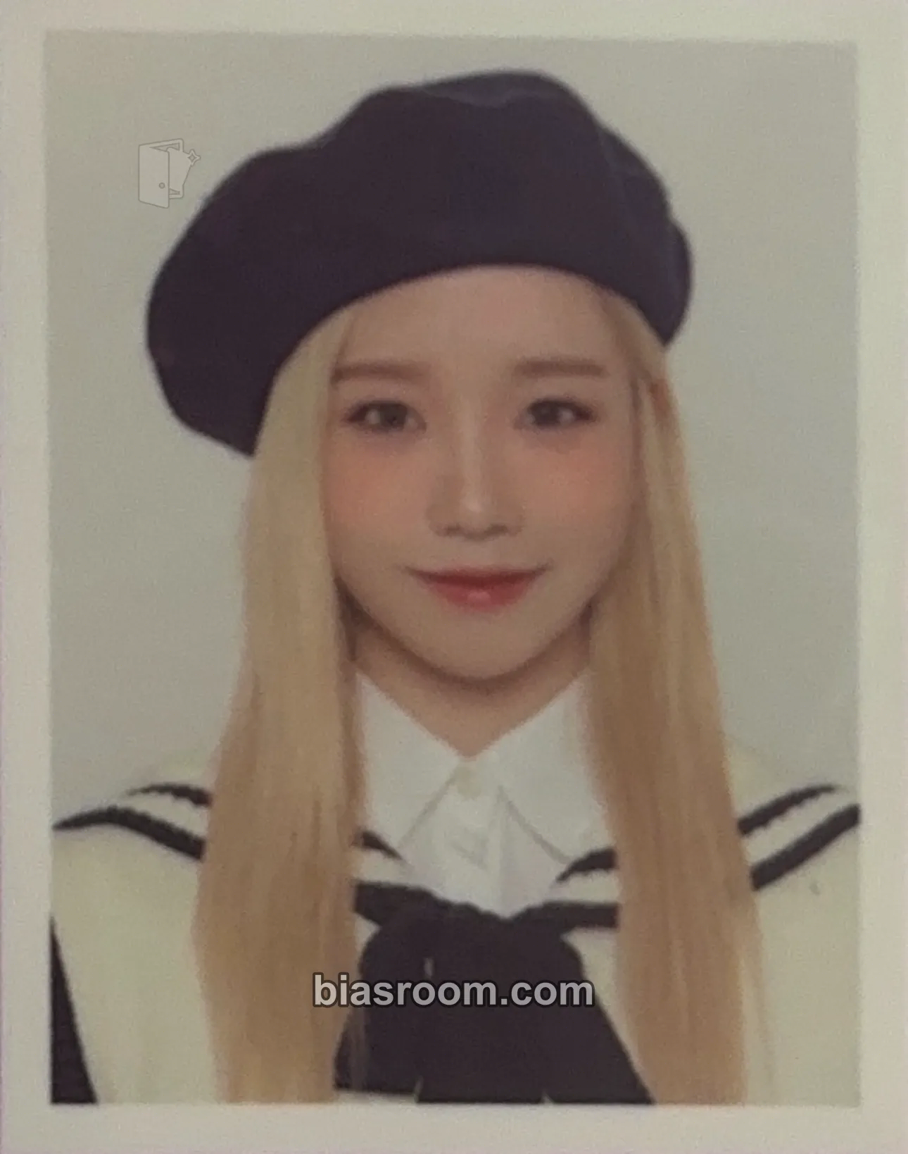 Jo Yuri SPRING COLLECTION 2020 “SECRET DIARY” Photocard - IZ*ONE - IZ*ONE K-pop photocard