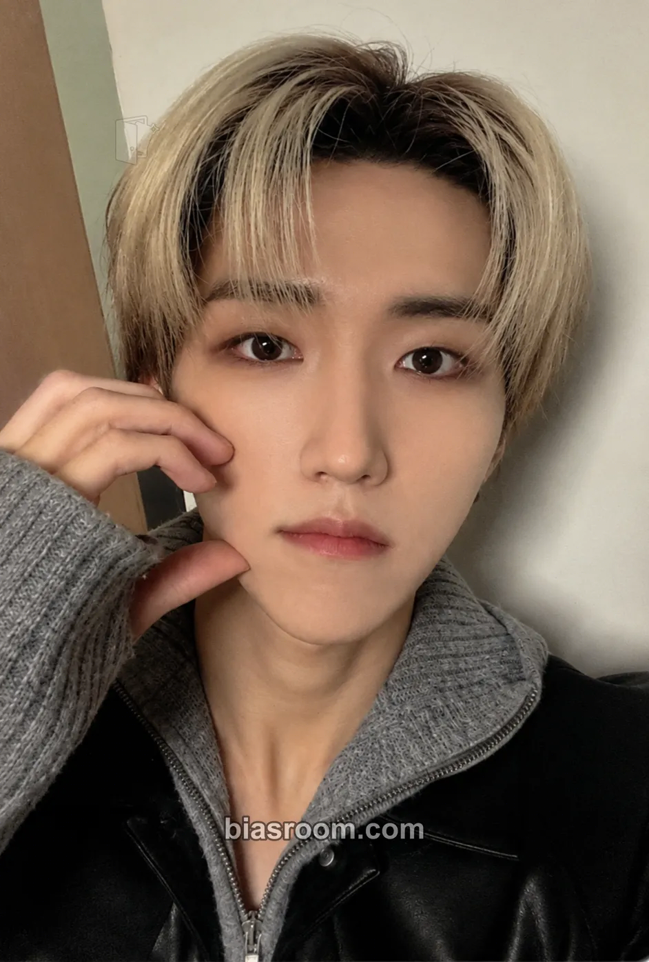 Baekgyeul iDENTIFICATION Photocard - E’LAST - E’LAST K-pop photocard