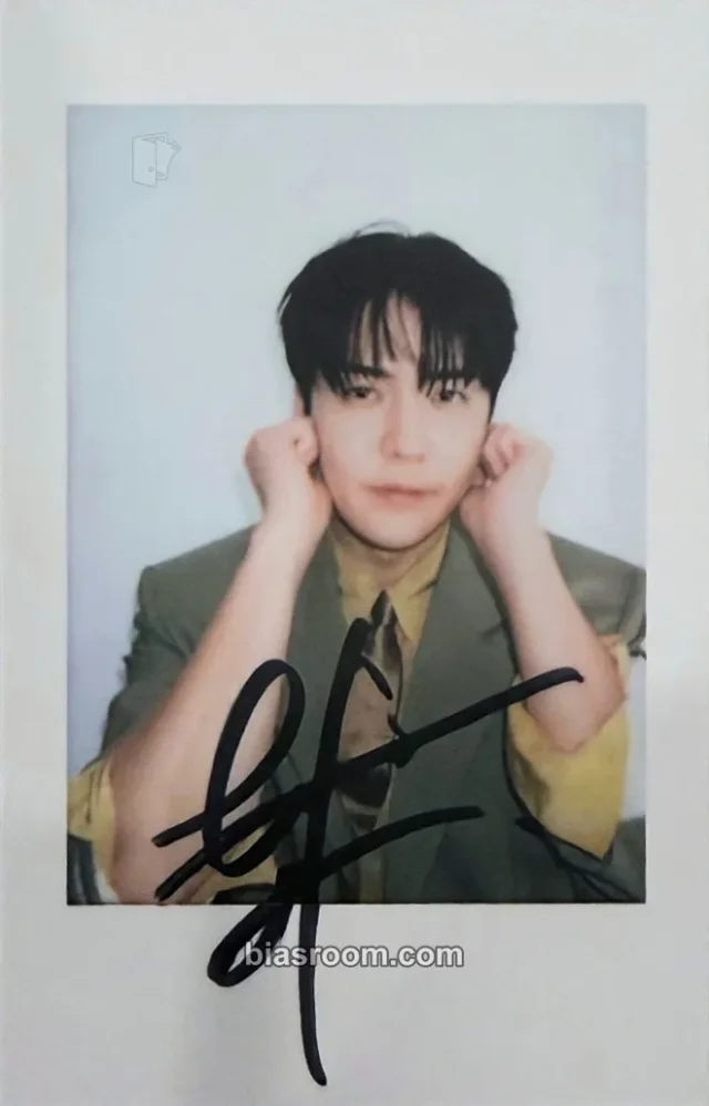EXO - Sehun - SEHUN × Harper's BAZAAR — Men: April 2026 Other polaroid polaroid set magazine china printed autographed