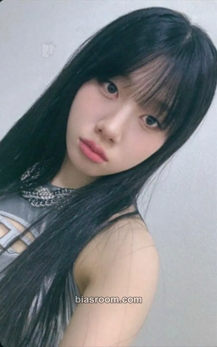 Ayane MIRAI Photocard - ME:I - ME:I K-pop photocard