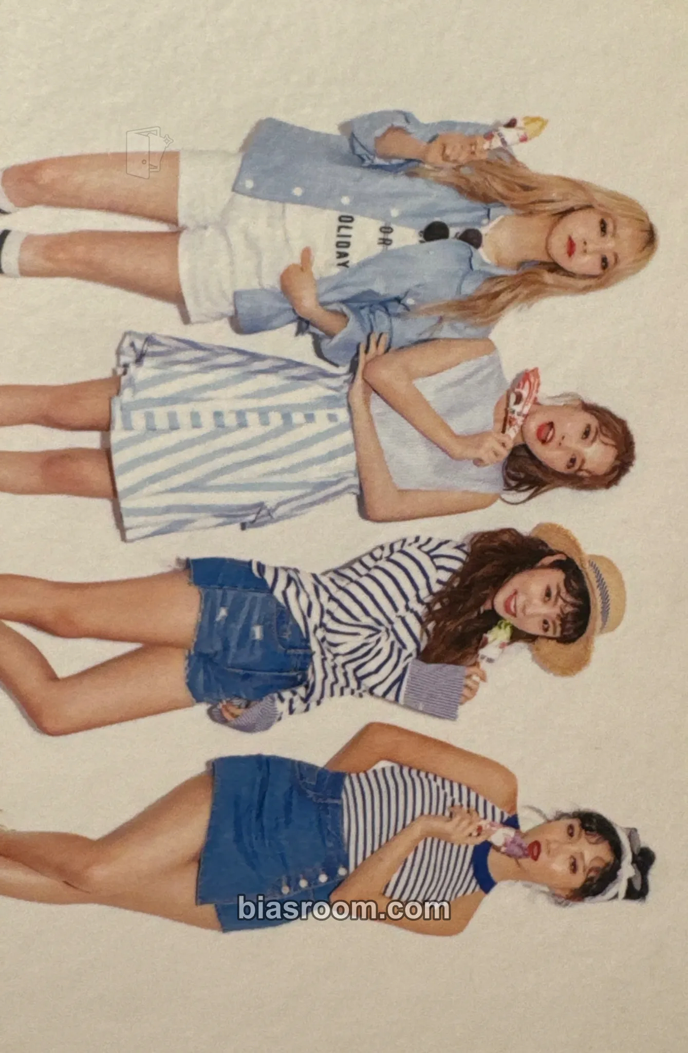 2ND OFFICIAL FANCLUB ‘MOOMOO’ Photocard - MAMAMOO - MAMAMOO K-pop photocard
