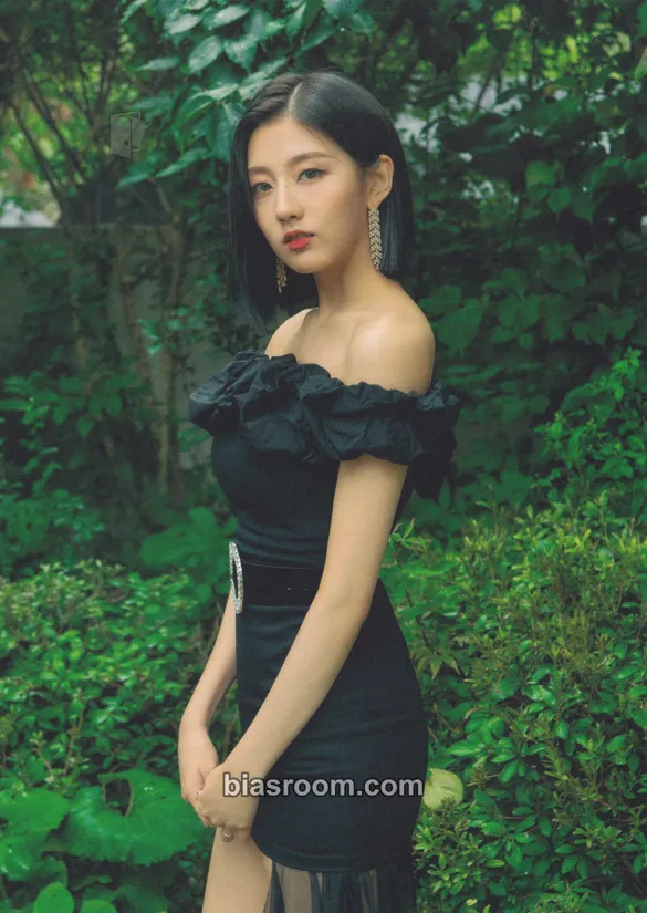 Yein Deep Forest Photocard - Lovelyz - Lovelyz K-pop photocard