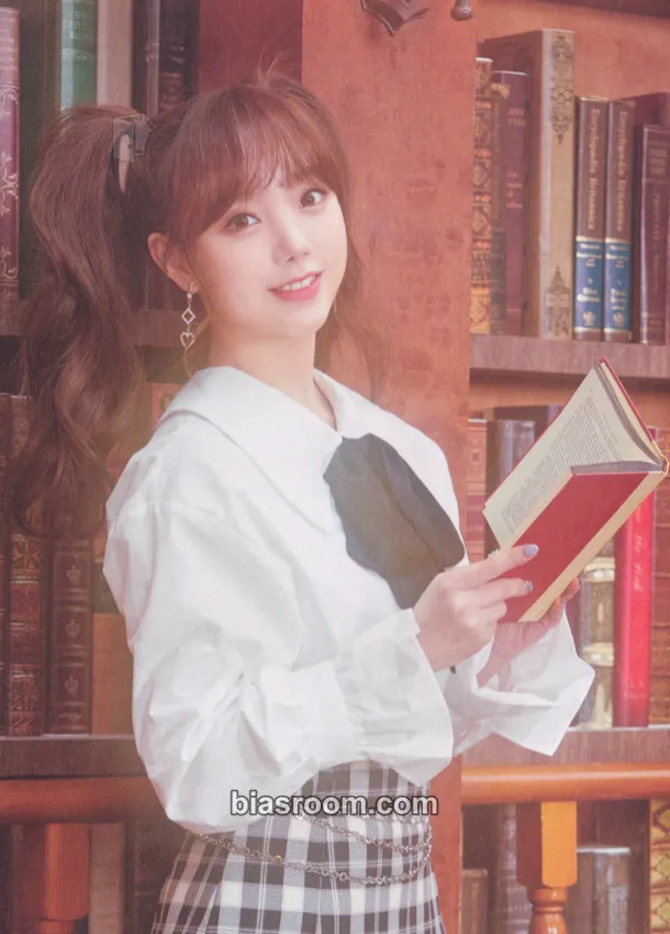 Kim Jiyeon (Kei) Lovelyz in Winterland 3 Photocard - Lovelyz - Lovelyz K-pop photocard