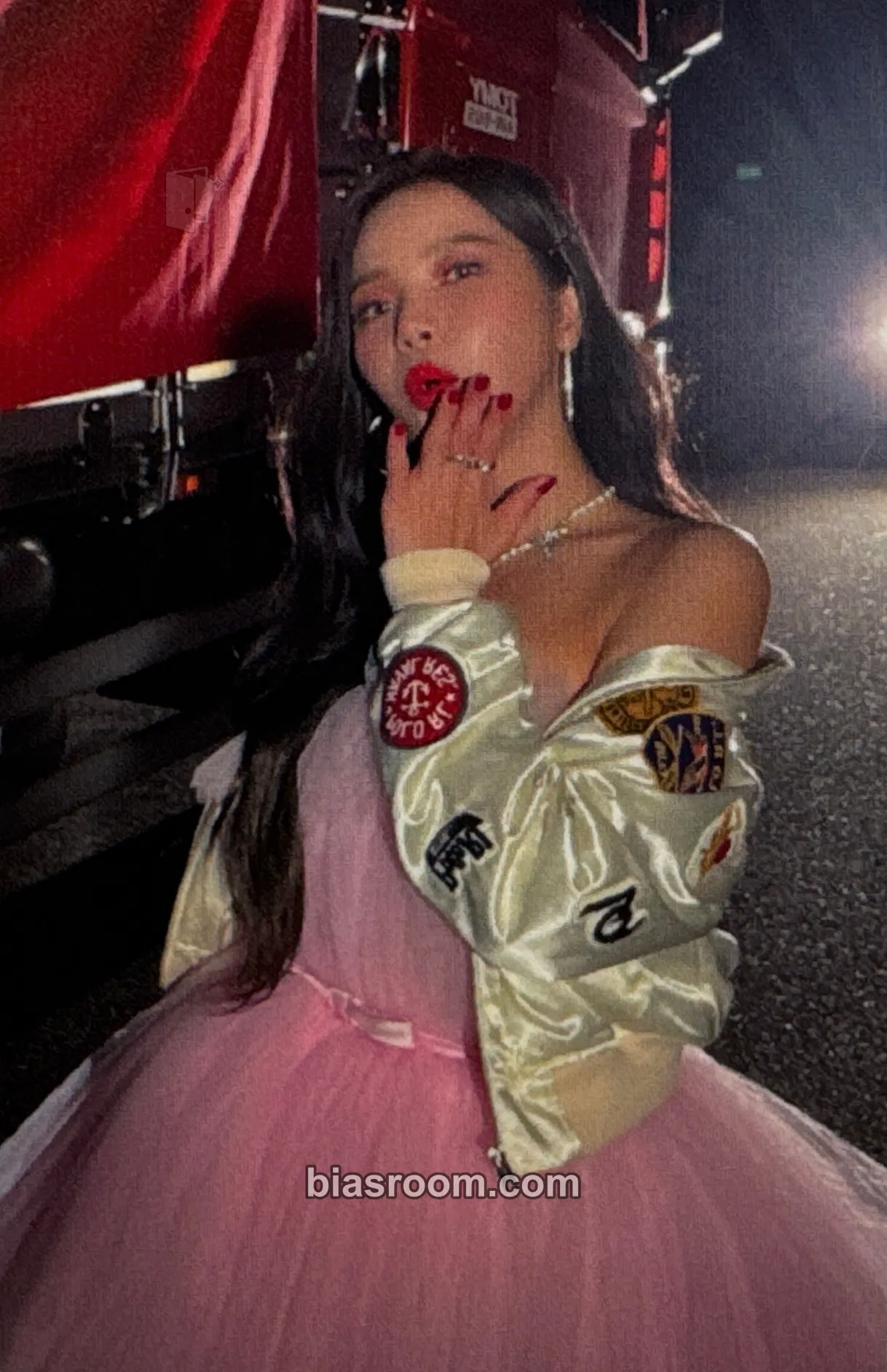 Solar MIC ON Photocard - MAMAMOO - MAMAMOO K-pop photocard