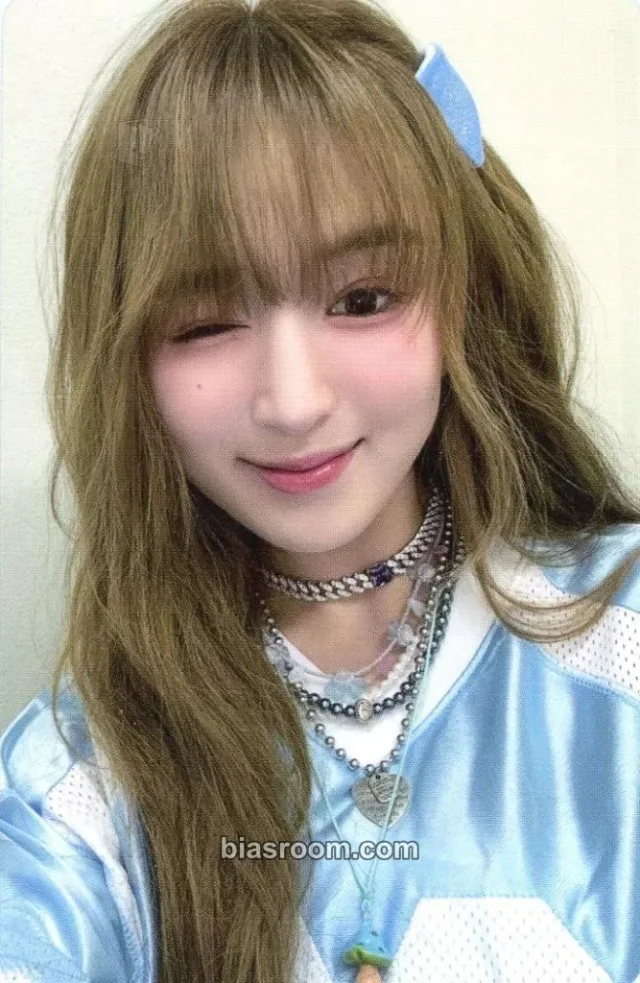 ME:I - Suzu - Hi-Five Album album photocard limited edition B version