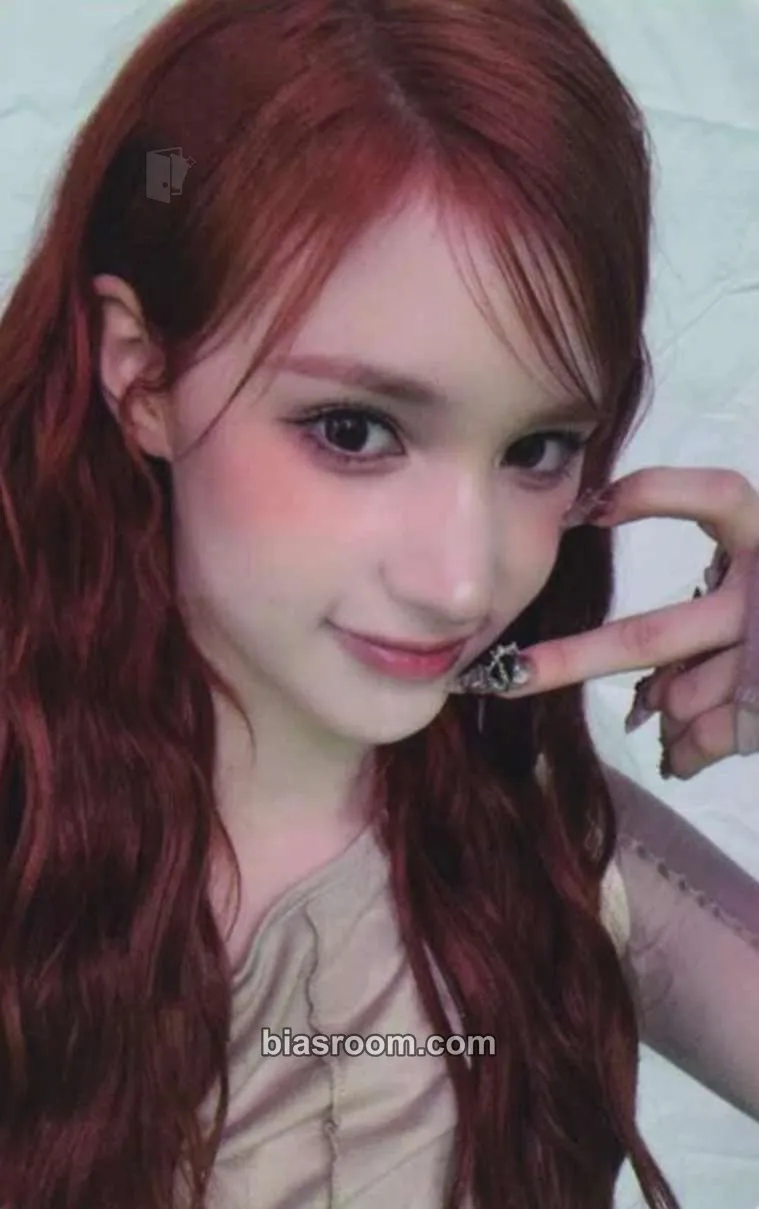 Huening Bahiyyih TIPI-TAP Photocard - Kep1er - Kep1er K-pop photocard