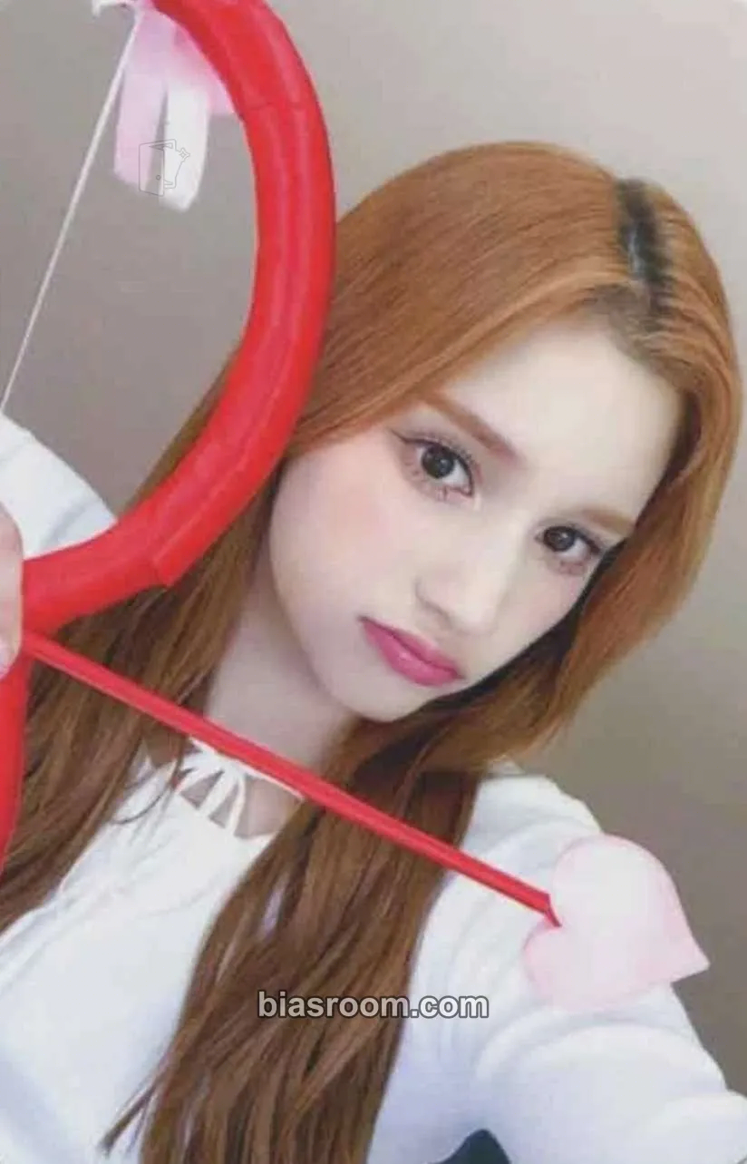 Huening Bahiyyih TIPI-TAP Photocard - Kep1er - Kep1er K-pop photocard