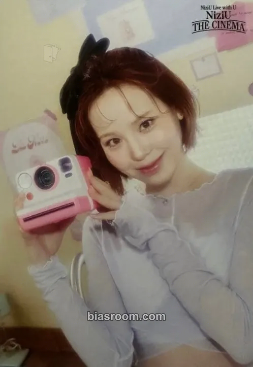 Mako NiziU Live With U 2026 “Niziu The Cinema” Photocard - NiziU - NiziU K-pop photocard