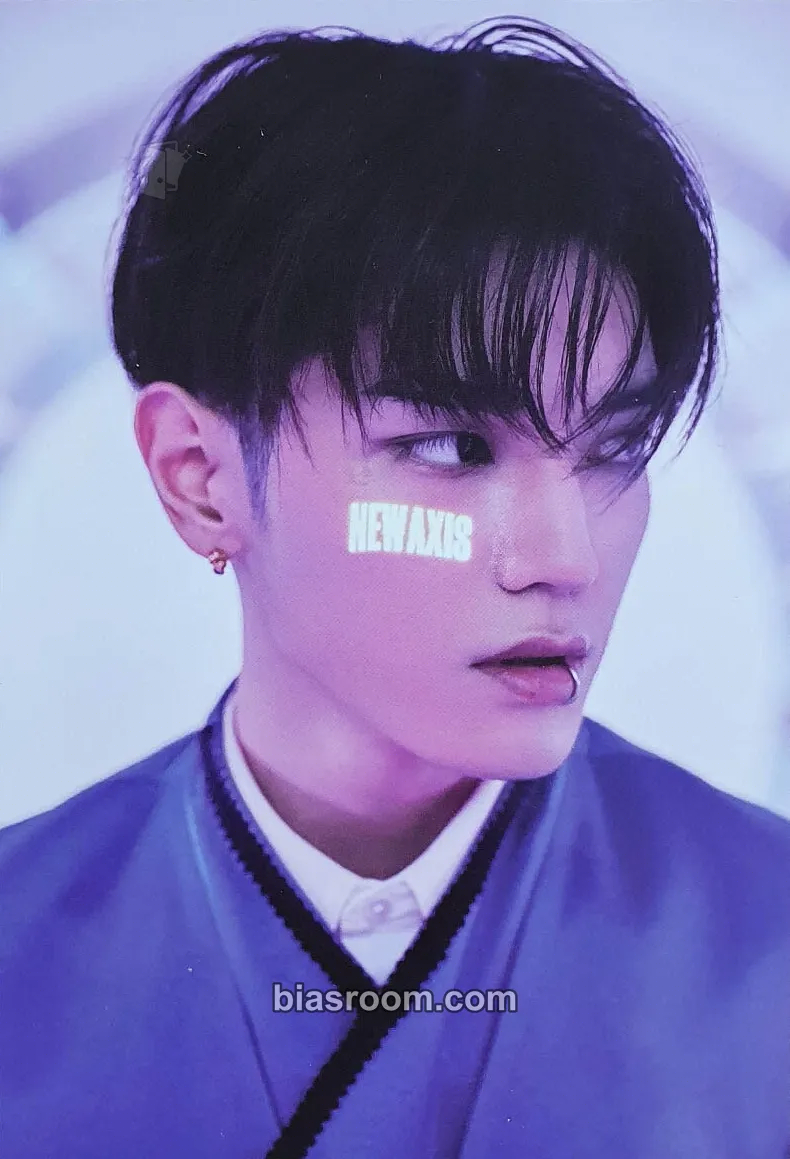 Taeyong Universe Photocard - NCT - NCT K-pop photocard