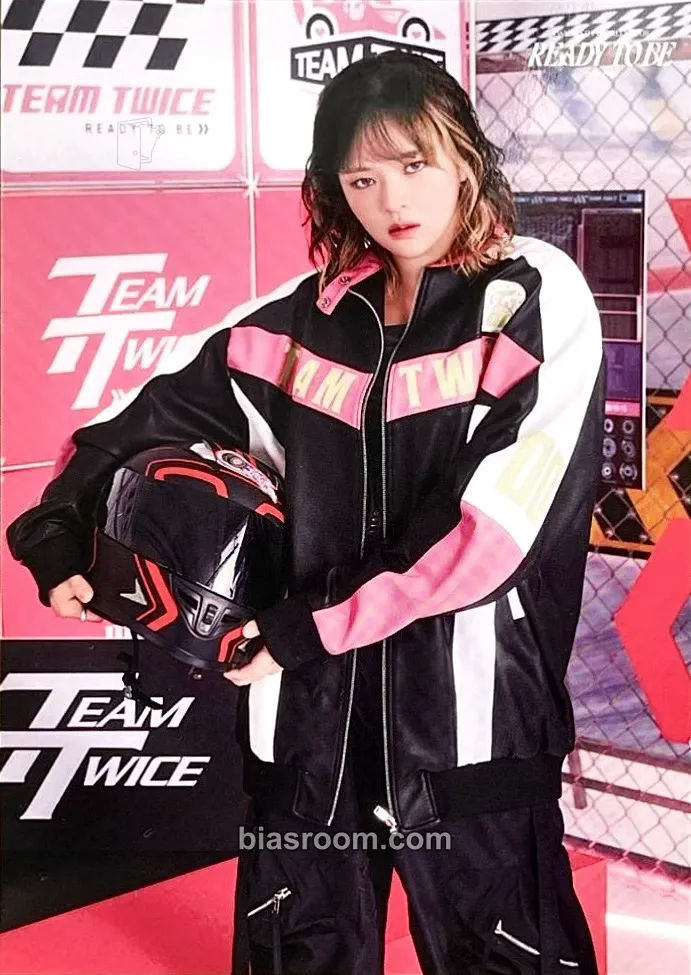Jeongyeon TWICE 5th World Tour Ready to Be Photocard - TWICE - TWICE K-pop photocard