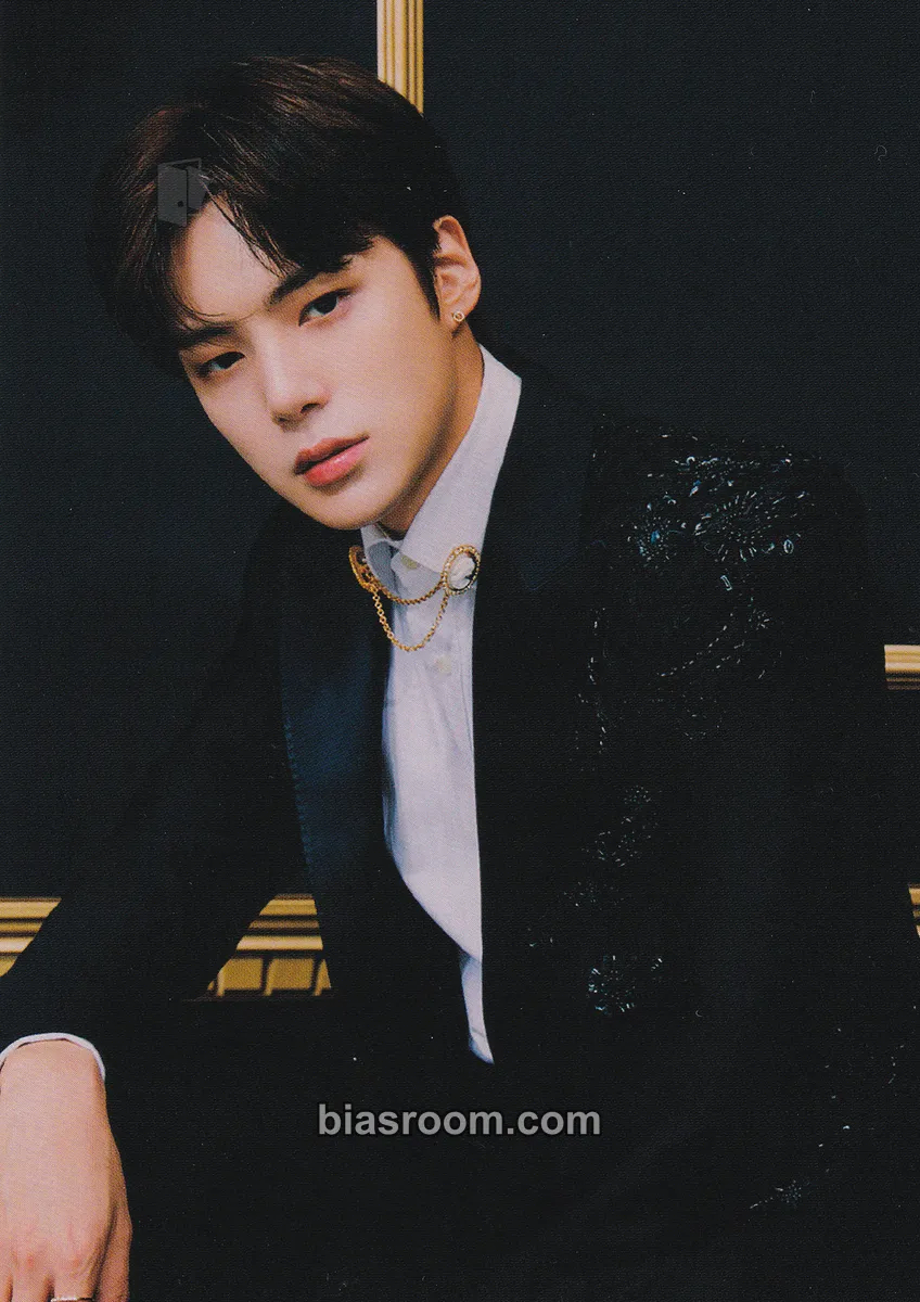 Minhyuk Fatal Love Photocard - MONSTA X - MONSTA X K-pop photocard