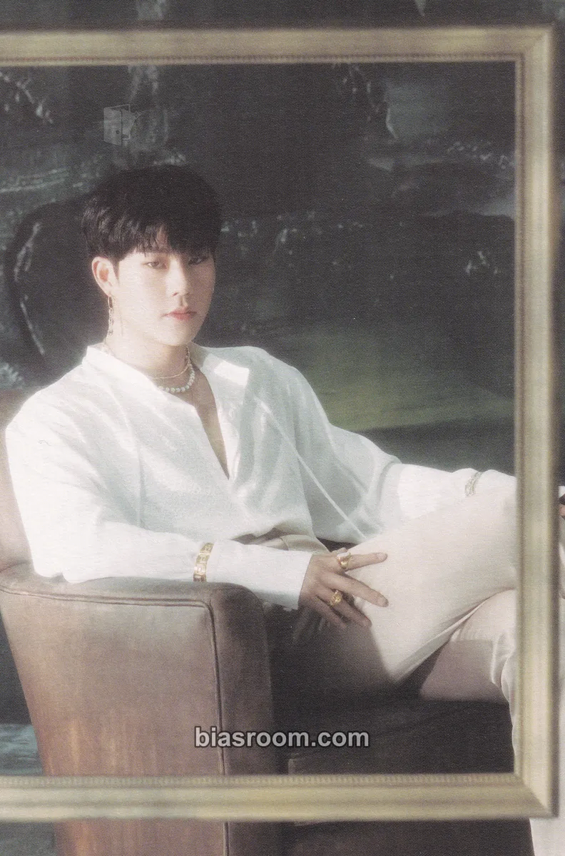 Joohoney REASON Photocard - MONSTA X - MONSTA X K-pop photocard