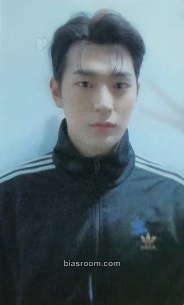 KNK - Seoham - KNK Airline Album photocard set lenticular makestar