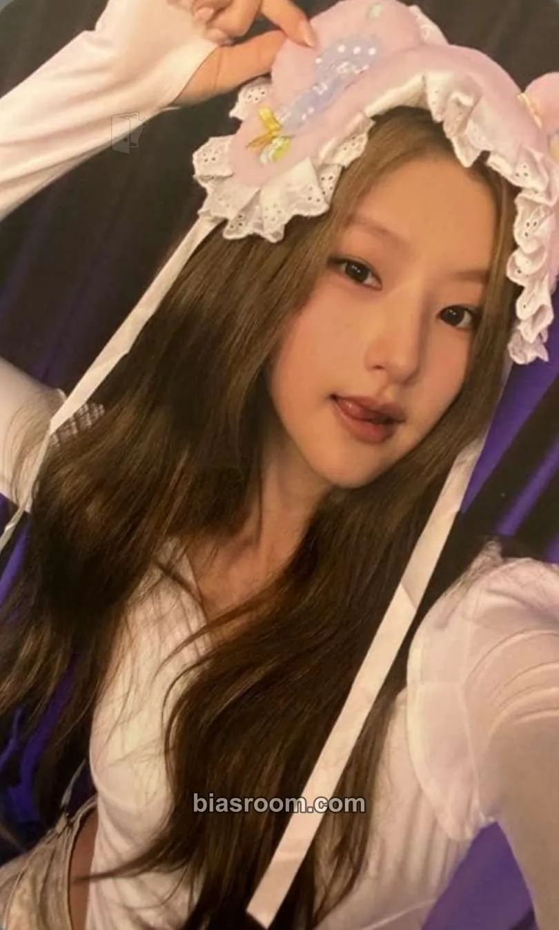 Haneul Who Is She Photocard - KISS OF LIFE - KISS OF LIFE K-pop photocard