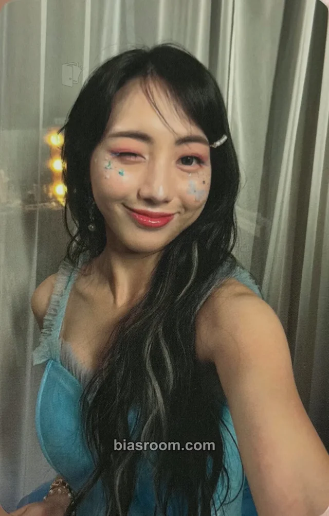 I:MOND - A-hyeon - Under My Album album photocard version 1