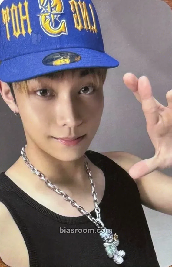 Ryul 4SHOBOIZ Vol. 2: 4SHOVILLE Photocard - LNGSHOT - LNGSHOT K-pop photocard