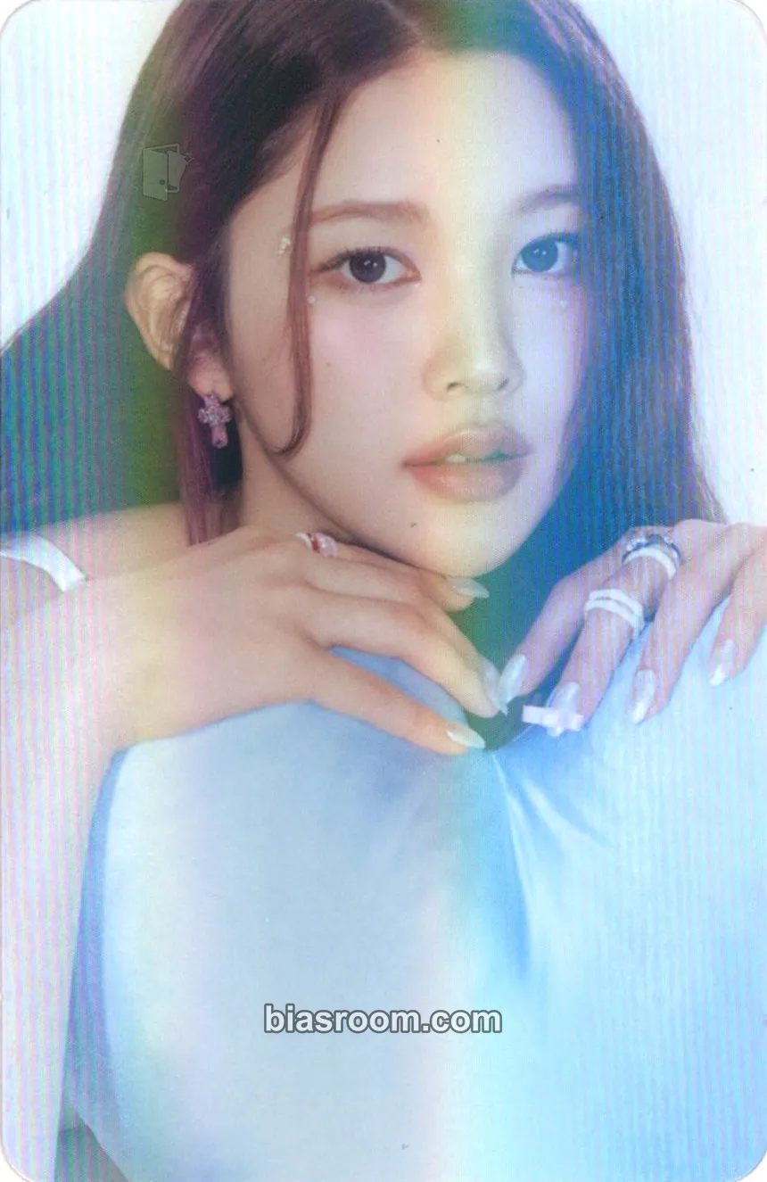 A-na FOCUS Photocard - Hearts2Hearts - Hearts2Hearts K-pop photocard
