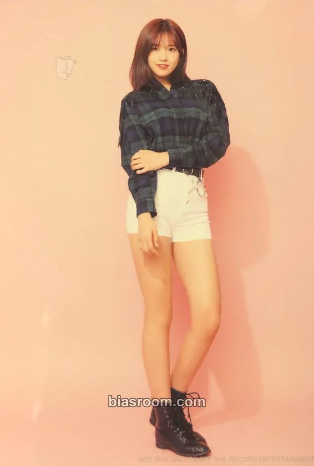 Yujin Suki to Iwasetai Photocard - IZ*ONE - IZ*ONE K-pop photocard
