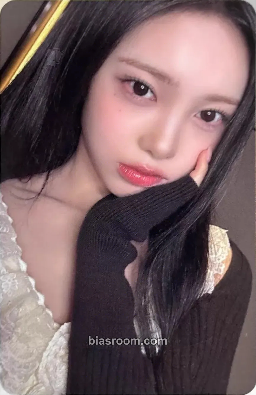 Ian FOCUS Photocard - Hearts2Hearts - Hearts2Hearts K-pop photocard