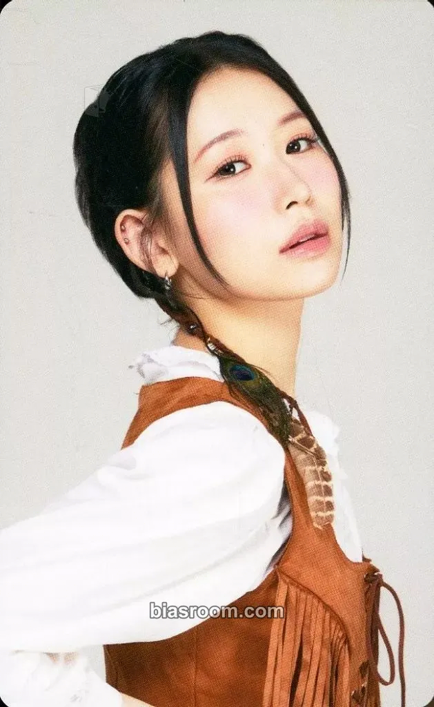Momona LAPOSTA 2025 Photocard - ME:I - ME:I K-pop photocard