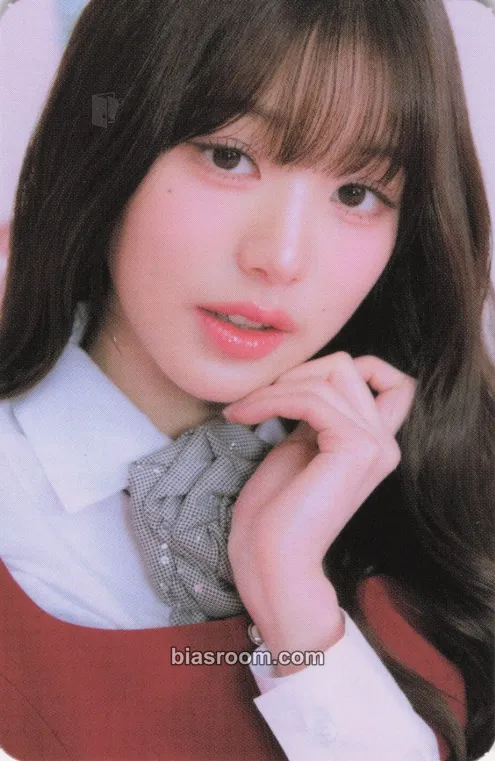 Wonyoung IVE SWITCH x LINE FRIENDS POP-UP STORE Photocard - IVE - IVE K-pop photocard