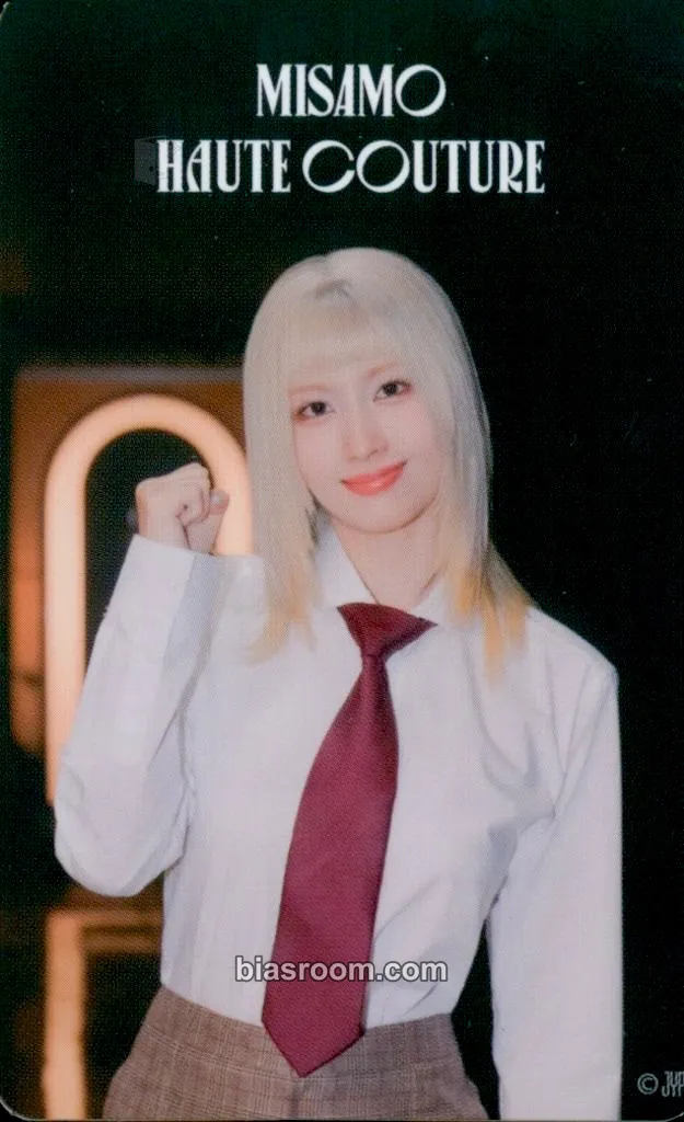 Momo MISAMO Japan Dome Tour 2024 ‘HAUTE COUTURE’ Photocard - TWICE - TWICE K-pop photocard