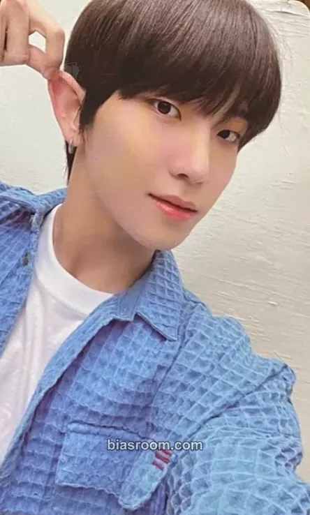 Sungjun LOVE NEVER DIES Photocard - TNX - TNX K-pop photocard