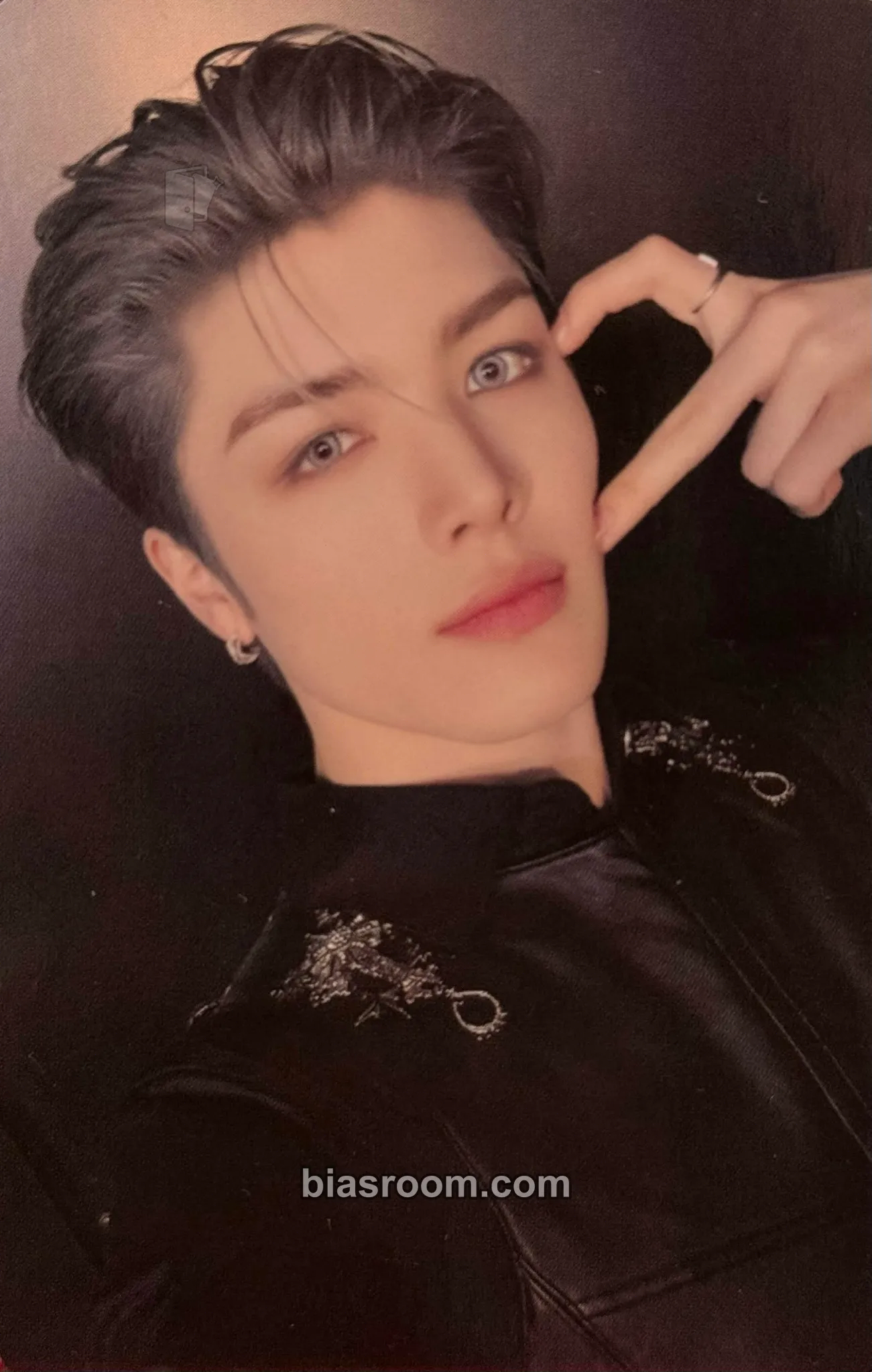 Maki Go in Blind - EP Photocard - &TEAM - &TEAM K-pop photocard