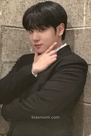 Kim Byeongkwan PINATA Photocard - A.C.E - A.C.E K-pop photocard