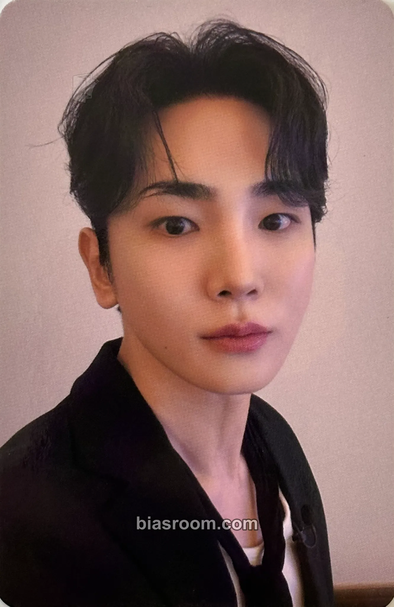 Key Where is Key? with Hello Kitty Photocard - Key K-pop photocard