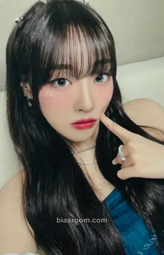 Chloe Sweetie but Saltie Photocard - cignature - cignature K-pop photocard