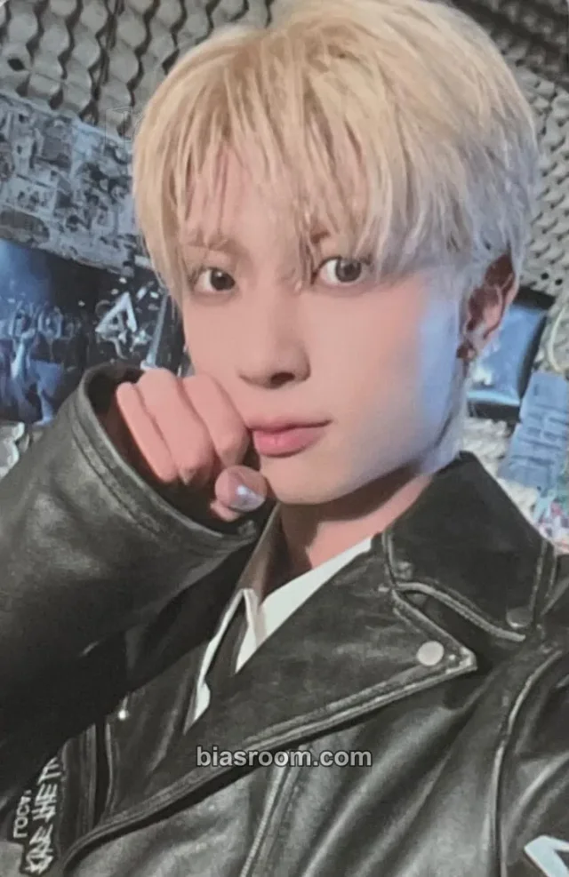 ONEWE - Kanghyun - We: Dream Chaser Album pob (pre-order benefit) bizent