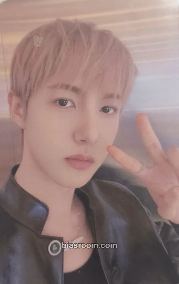 Renjun Go Back to the Future Photocard - NCT DREAM - NCT DREAM K-pop photocard