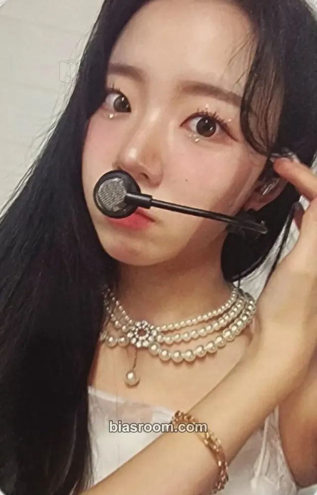 Haeun Magic Photocard - ARTBEAT v - ARTBEAT v K-pop photocard