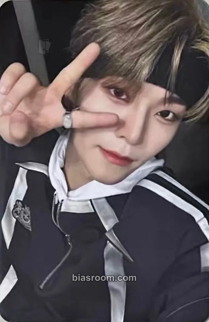 Xinlong EUPHORIA Photocard - ALPHA DRIVE ONE - ALPHA DRIVE ONE K-pop photocard