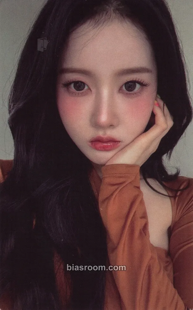 Sieun KiND Magazine Summer 2025 Photocard - STAYC - STAYC K-pop photocard