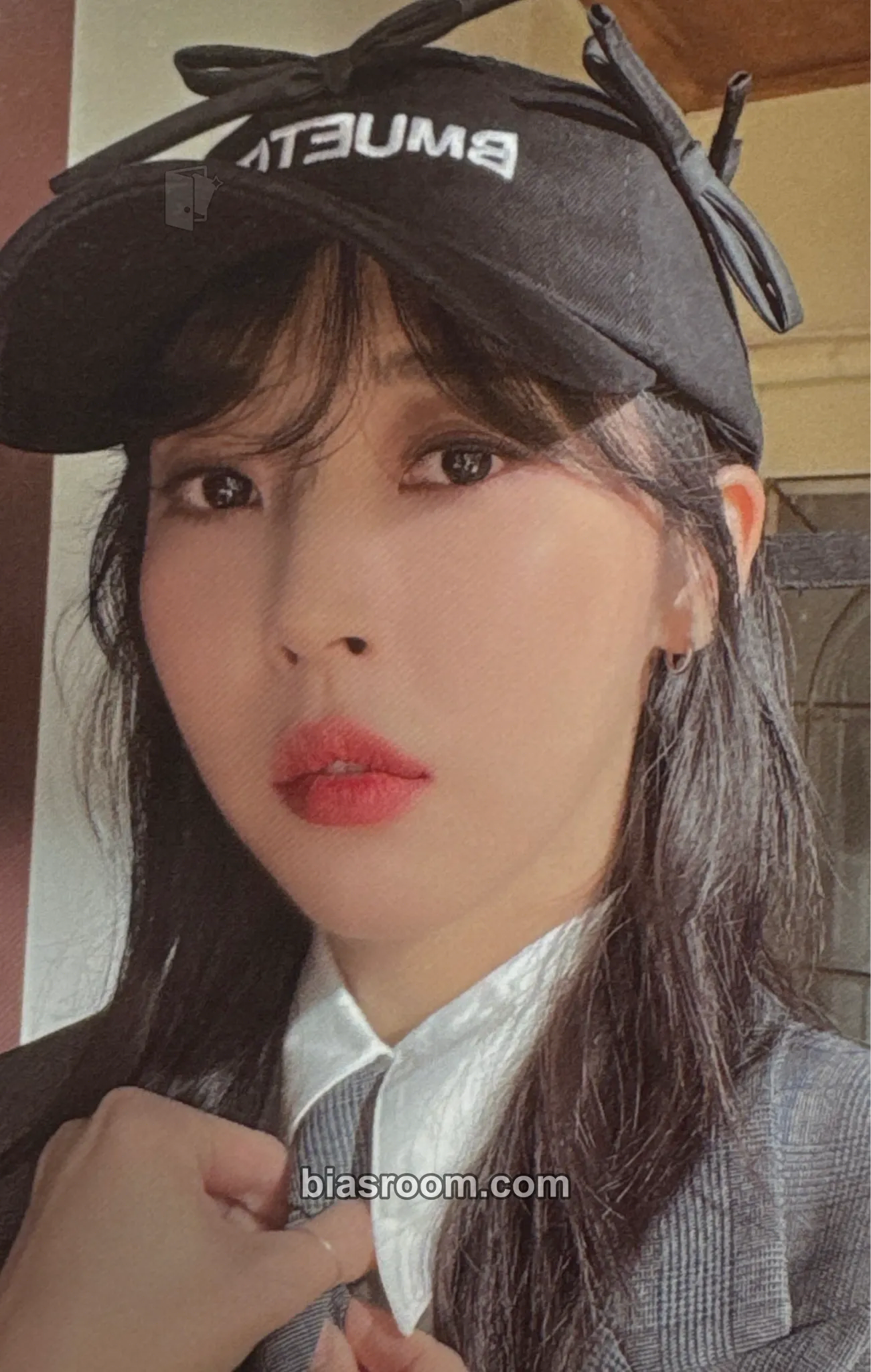 Moonbyul Moonbyul 2024 Season's Greetings: Libyulrary Photocard - MAMAMOO - MAMAMOO K-pop photocard