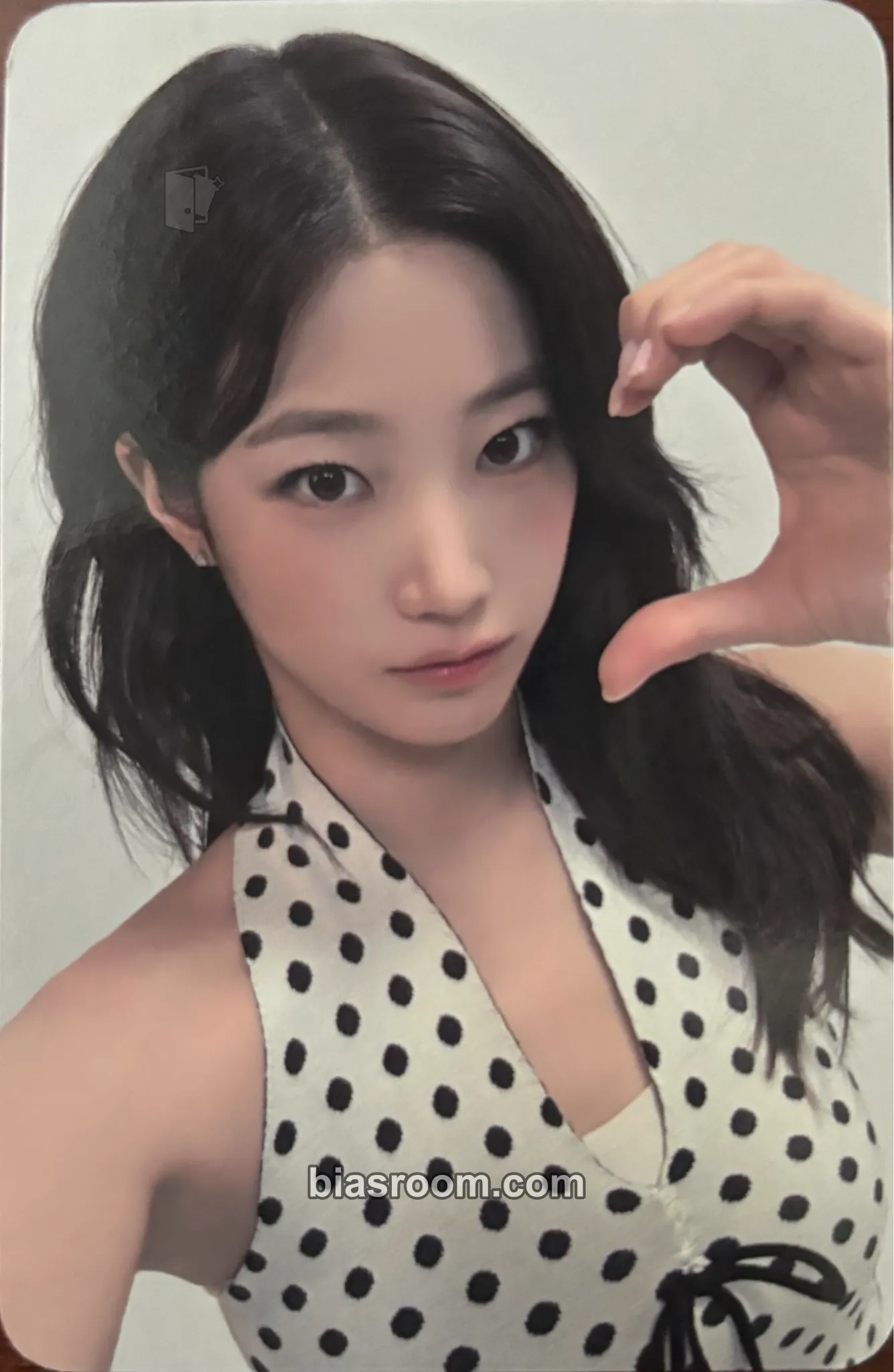 Kazuha VR Concert: Invitation Photocard - LE SSERAFIM - LE SSERAFIM K-pop photocard