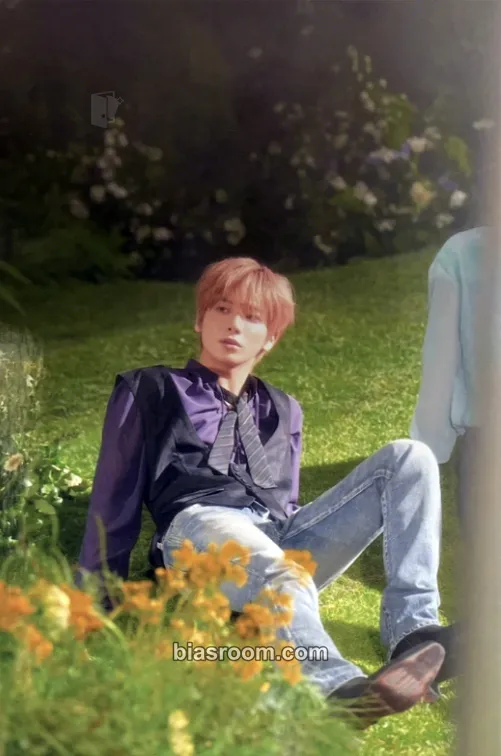 Taehyun Act: Sweet Mirage Photocard - TOMORROW X TOGETHER - TOMORROW X TOGETHER K-pop photocard