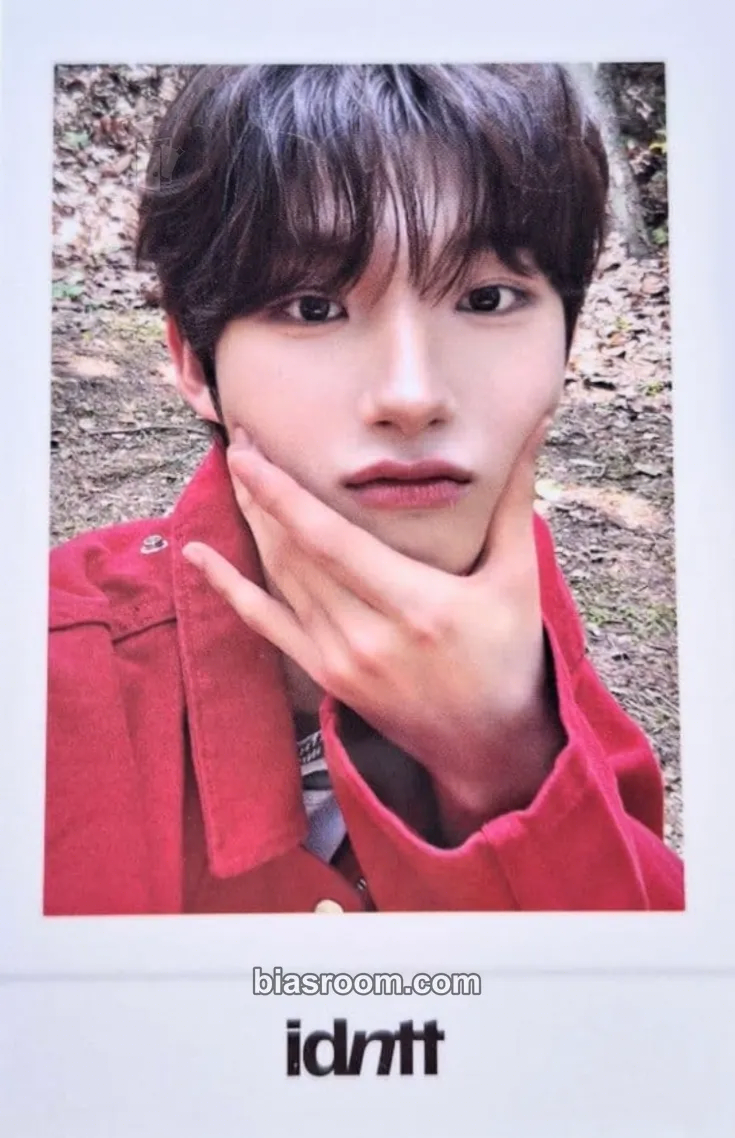 Kim HeeJu unevermet Photocard - idntt - idntt K-pop photocard