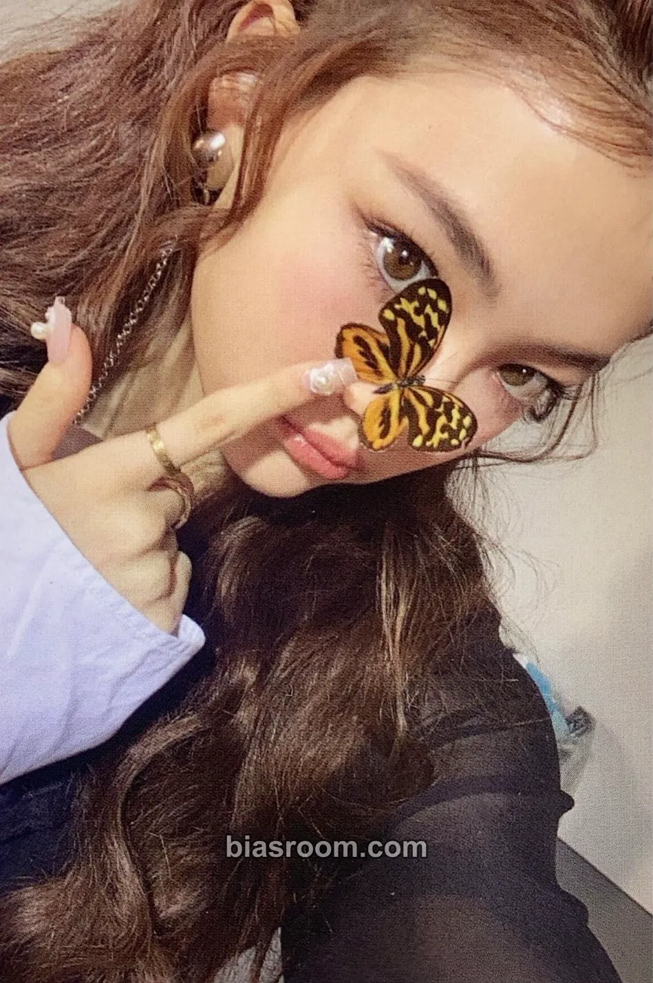 Ella MY EYES OPEN VVIDE Photocard - MEOVV - MEOVV K-pop photocard