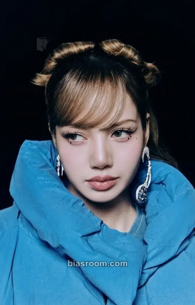 BLACKPINK - Lisa - JUMP Album musinsa FPO