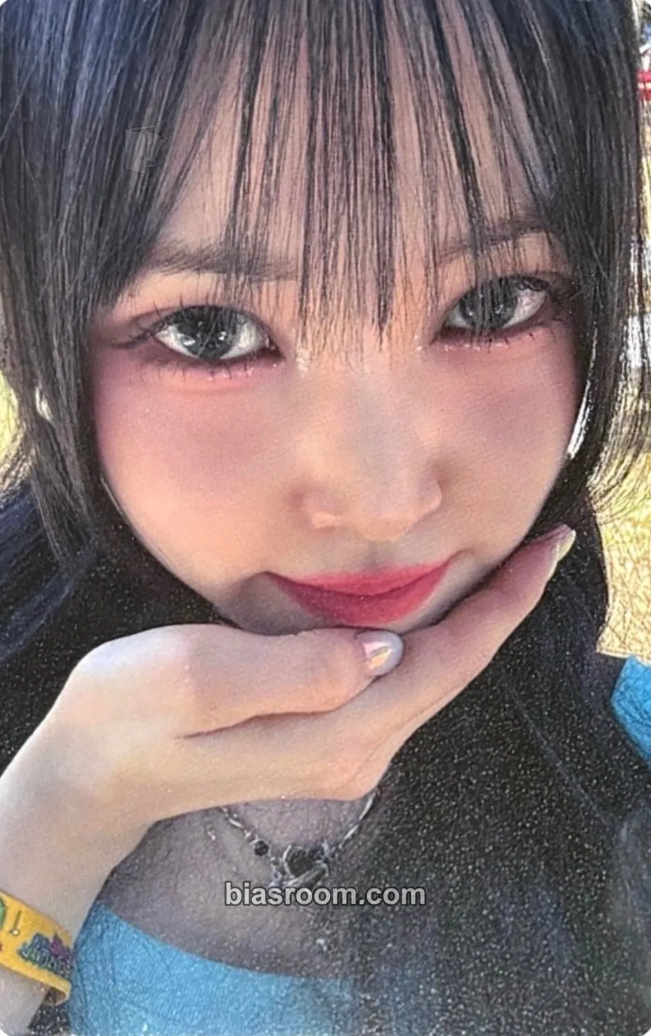 Yuju First love is a curse Photocard - Yuju K-pop photocard