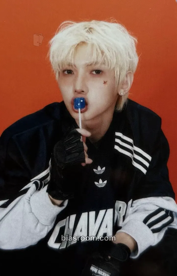 Yeosang ANITEEZ IN COLOR Photocard - ATEEZ - ATEEZ K-pop photocard