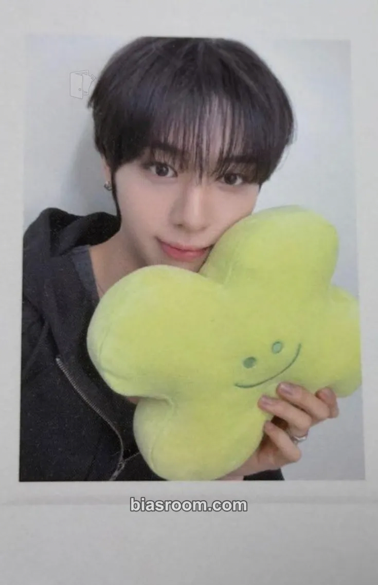 Choi TaeIn yesweare Photocard - idntt - idntt K-pop photocard