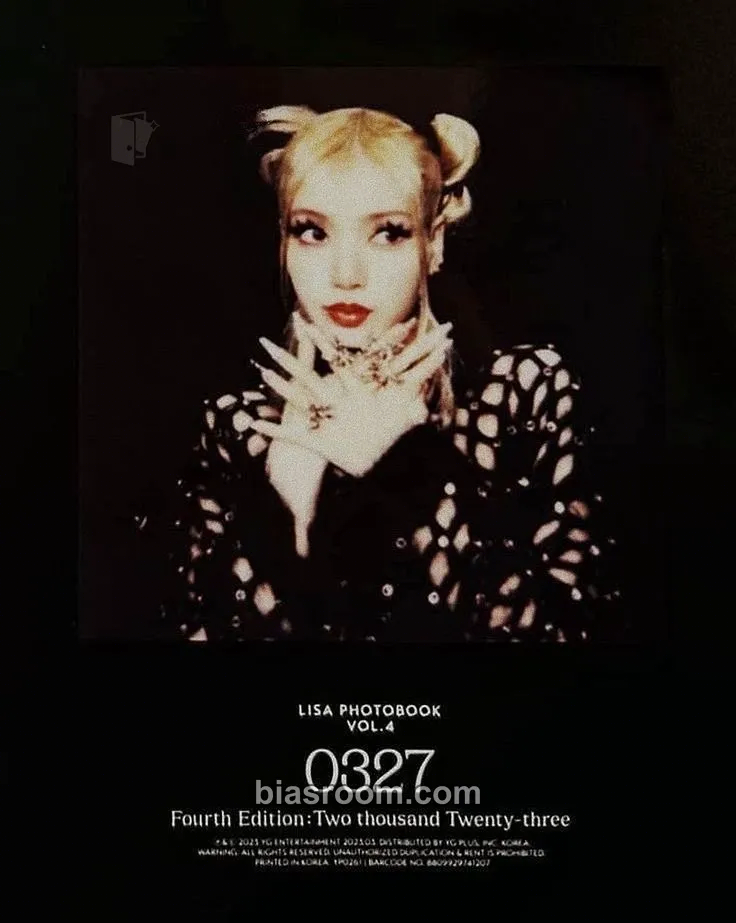 Lisa Lisa Photobook 0327 Photocard - BLACKPINK - BLACKPINK K-pop photocard