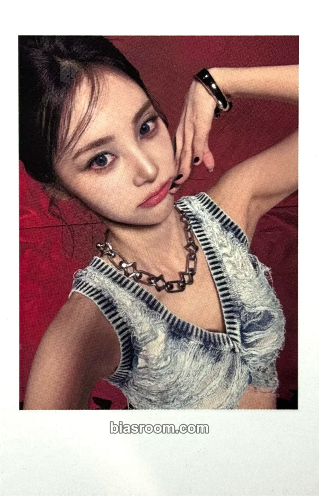JinSoul ARTMS BURN K-pop photocard