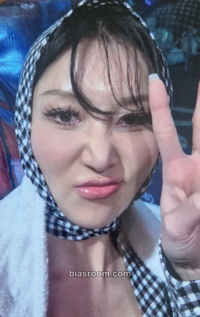 MAMAMOO - Hwasa - So Cute Album soundwave pob (pre-order benefit) photobook